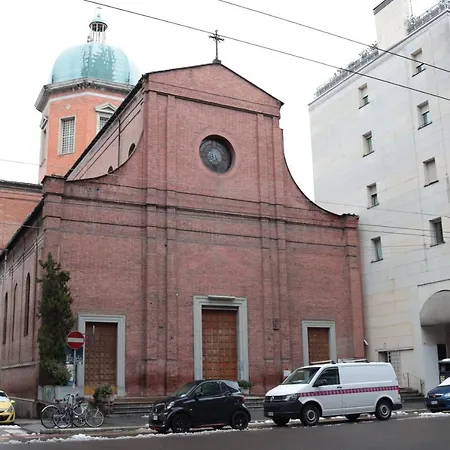 Moon Apartment Bologna
