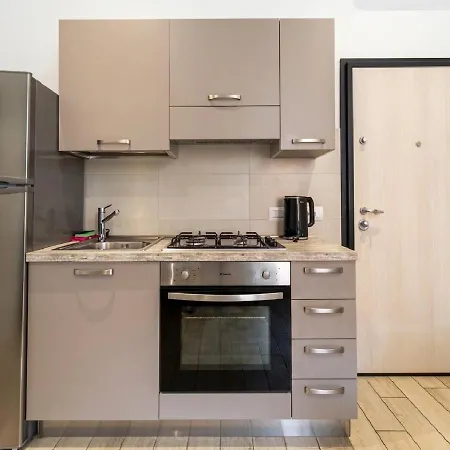 Moon Apartment *