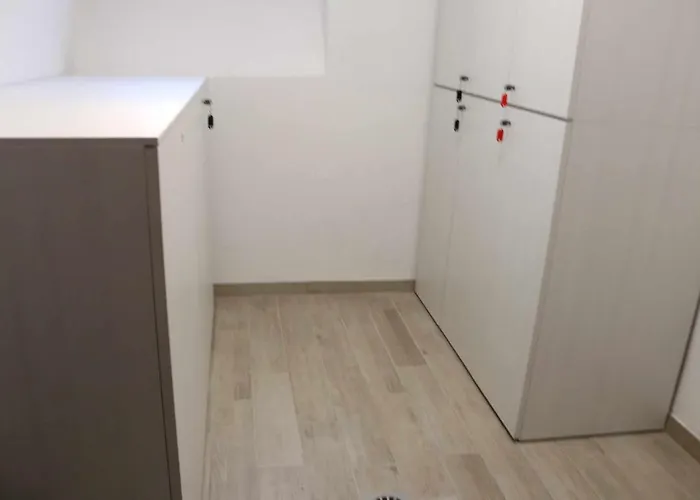 Moon Lägenhet Bologna